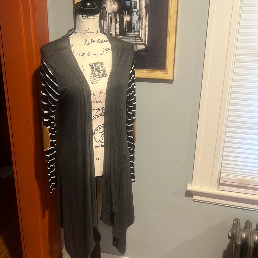 Striped Sleeve Open-Front Cardigan Vest - Gray